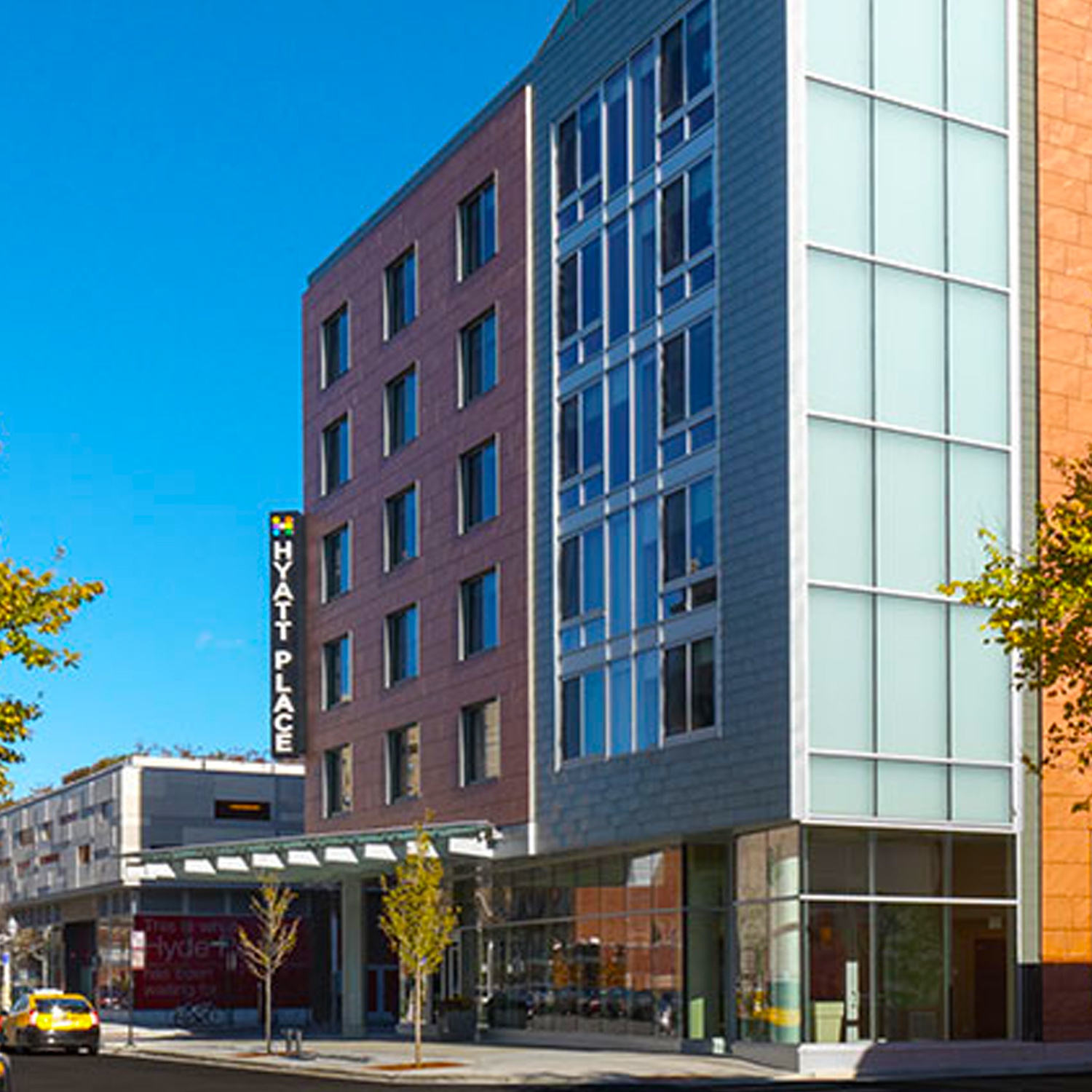 Hyatt Place Chicago outside view